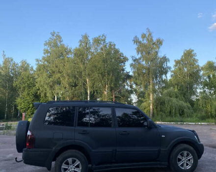 Чорний Міцубісі Паджеро Вагон, об'ємом двигуна 3.2 л та пробігом 311 тис. км за 10400 $, фото 7 на Automoto.ua