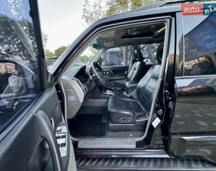 Черный Мицубиси Паджеро Вагон, объемом двигателя 3.5 л и пробегом 271 тыс. км за 6999 $, фото 42 на Automoto.ua