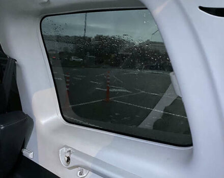 Чорний Міцубісі Паджеро Вагон, об'ємом двигуна 3.2 л та пробігом 360 тис. км за 10300 $, фото 10 на Automoto.ua