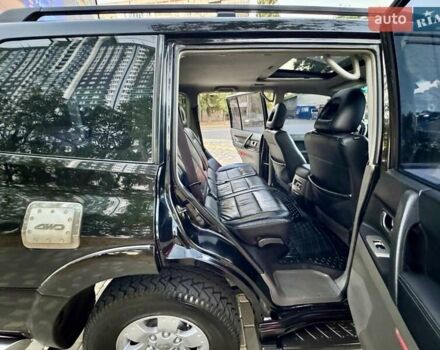 Черный Мицубиси Паджеро Вагон, объемом двигателя 3.5 л и пробегом 271 тыс. км за 6999 $, фото 56 на Automoto.ua