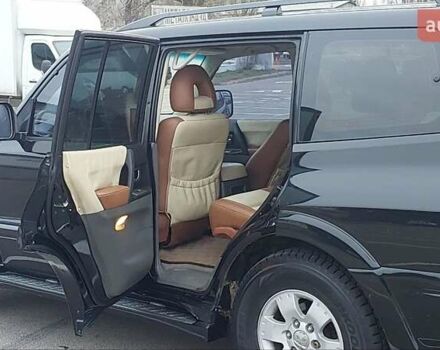 Черный Мицубиси Паджеро Вагон, объемом двигателя 3.2 л и пробегом 347 тыс. км за 10500 $, фото 12 на Automoto.ua