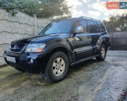 Чорний Міцубісі Паджеро Вагон, об'ємом двигуна 3 л та пробігом 228 тис. км за 12000 $, фото 4 на Automoto.ua