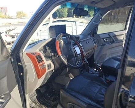 Чорний Міцубісі Паджеро Вагон, об'ємом двигуна 3.5 л та пробігом 270 тис. км за 7500 $, фото 3 на Automoto.ua