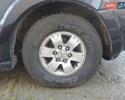 Чорний Міцубісі Паджеро Вагон, об'ємом двигуна 3 л та пробігом 228 тис. км за 12000 $, фото 2 на Automoto.ua