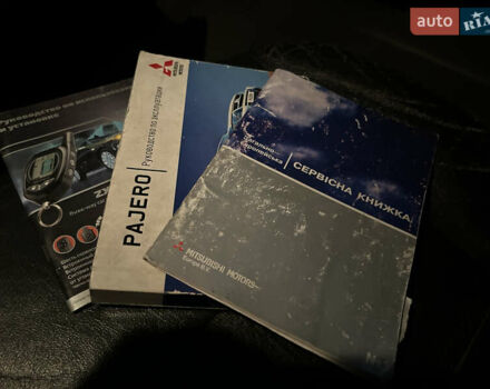 Черный Мицубиси Паджеро Вагон, объемом двигателя 3.2 л и пробегом 254 тыс. км за 10600 $, фото 56 на Automoto.ua