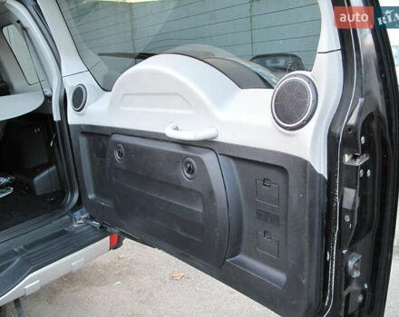 Чорний Міцубісі Паджеро Вагон, об'ємом двигуна 3 л та пробігом 254 тис. км за 10800 $, фото 37 на Automoto.ua