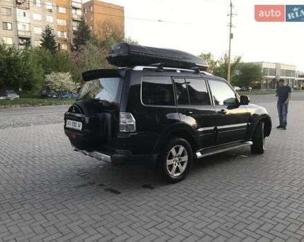 Черный Мицубиси Паджеро Вагон, объемом двигателя 3.2 л и пробегом 284 тыс. км за 12000 $, фото 5 на Automoto.ua
