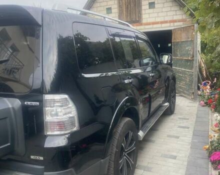 Чорний Міцубісі Паджеро Вагон, об'ємом двигуна 3.8 л та пробігом 291 тис. км за 11000 $, фото 6 на Automoto.ua