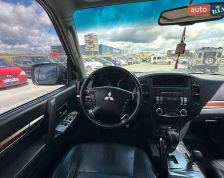 Черный Мицубиси Паджеро Вагон, объемом двигателя 3.2 л и пробегом 139 тыс. км за 14990 $, фото 31 на Automoto.ua