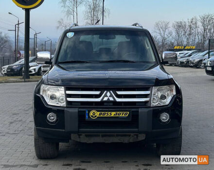 Черный Мицубиси Паджеро Вагон, объемом двигателя 3.2 л и пробегом 156 тыс. км за 12700 $, фото 1 на Automoto.ua