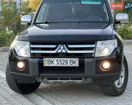 Мицубиси Паджеро Вагон 2007 в Хмельницком на Automoto.ua Черный Мицубиси Паджеро Вагон, объемом двигателя 2.97 л и пробегом 205 тыс. км за 10800 $, фото 3 на Automoto.ua