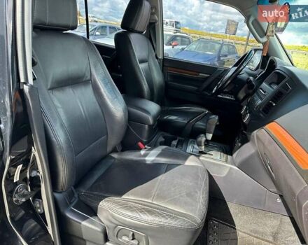 Черный Мицубиси Паджеро Вагон, объемом двигателя 3.2 л и пробегом 139 тыс. км за 14990 $, фото 37 на Automoto.ua