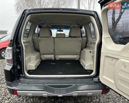 Черный Мицубиси Паджеро Вагон, объемом двигателя 3 л и пробегом 227 тыс. км за 11800 $, фото 14 на Automoto.ua