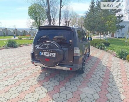 Чорний Міцубісі Паджеро Вагон, об'ємом двигуна 3 л та пробігом 284 тис. км за 11300 $, фото 3 на Automoto.ua