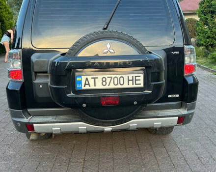 Чорний Міцубісі Паджеро Вагон, об'ємом двигуна 3 л та пробігом 234 тис. км за 13500 $, фото 5 на Automoto.ua