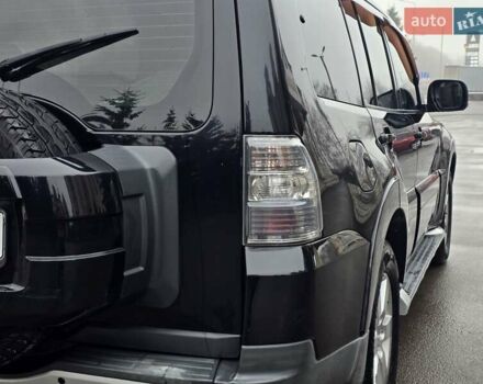 Черный Мицубиси Паджеро Вагон, объемом двигателя 3.2 л и пробегом 227 тыс. км за 9999 $, фото 17 на Automoto.ua