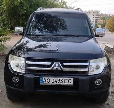 Черный Мицубиси Паджеро Вагон, объемом двигателя 2.97 л и пробегом 190 тыс. км за 12200 $, фото 2 на Automoto.ua