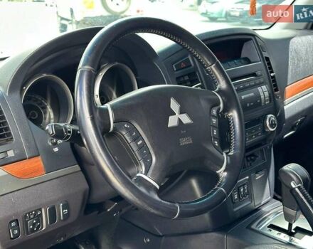 Черный Мицубиси Паджеро Вагон, объемом двигателя 3.2 л и пробегом 139 тыс. км за 14990 $, фото 20 на Automoto.ua