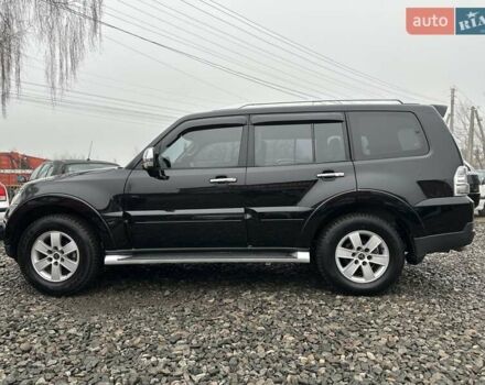 Черный Мицубиси Паджеро Вагон, объемом двигателя 3 л и пробегом 227 тыс. км за 11800 $, фото 9 на Automoto.ua