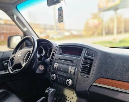 Черный Мицубиси Паджеро Вагон, объемом двигателя 2.97 л и пробегом 280 тыс. км за 10500 $, фото 6 на Automoto.ua