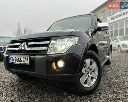 Черный Мицубиси Паджеро Вагон, объемом двигателя 3 л и пробегом 227 тыс. км за 11800 $, фото 1 на Automoto.ua