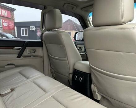 Черный Мицубиси Паджеро Вагон, объемом двигателя 3 л и пробегом 227 тыс. км за 11800 $, фото 12 на Automoto.ua