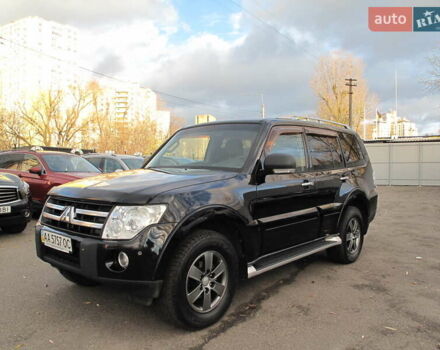 Чорний Міцубісі Паджеро Вагон, об'ємом двигуна 3 л та пробігом 254 тис. км за 10800 $, фото 3 на Automoto.ua