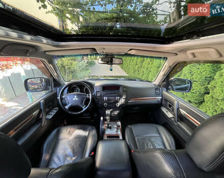 Черный Мицубиси Паджеро Вагон, объемом двигателя 3.8 л и пробегом 162 тыс. км за 14800 $, фото 5 на Automoto.ua