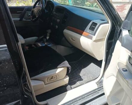 Черный Мицубиси Паджеро Вагон, объемом двигателя 2.97 л и пробегом 214 тыс. км за 10000 $, фото 1 на Automoto.ua