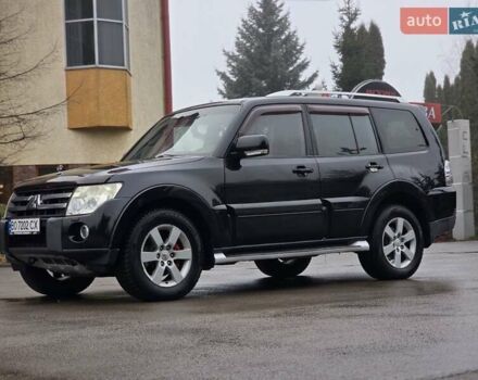 Черный Мицубиси Паджеро Вагон, объемом двигателя 3.2 л и пробегом 227 тыс. км за 9999 $, фото 1 на Automoto.ua
