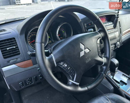 Мицубиси Паджеро Вагон 2007 в Хмельницком на Automoto.ua Черный Мицубиси Паджеро Вагон, объемом двигателя 2.97 л и пробегом 205 тыс. км за 10800 $, фото 28 на Automoto.ua