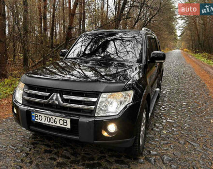 Чорний Міцубісі Паджеро Вагон, об'ємом двигуна 3.2 л та пробігом 270 тис. км за 12950 $, фото 25 на Automoto.ua