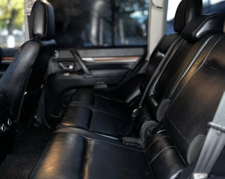 Мицубиси Паджеро Вагон 2007 в Полтаве на Automoto.ua Черный Мицубиси Паджеро Вагон, объемом двигателя 3.8 л и пробегом 208 тыс. км за 11500 $, фото 13 на Automoto.ua