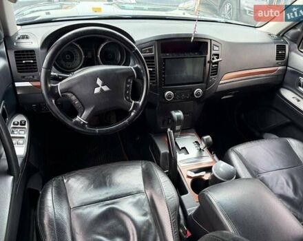 Черный Мицубиси Паджеро Вагон, объемом двигателя 3.2 л и пробегом 230 тыс. км за 13200 $, фото 11 на Automoto.ua