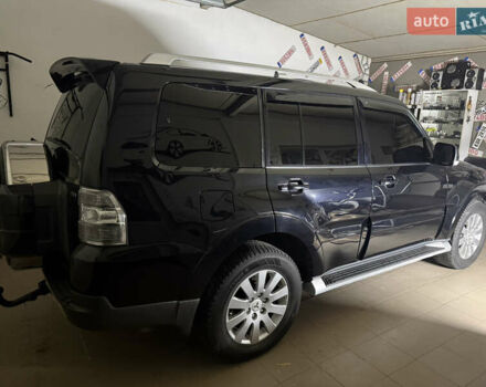 Чорний Міцубісі Паджеро Вагон, об'ємом двигуна 3.2 л та пробігом 270 тис. км за 12950 $, фото 13 на Automoto.ua
