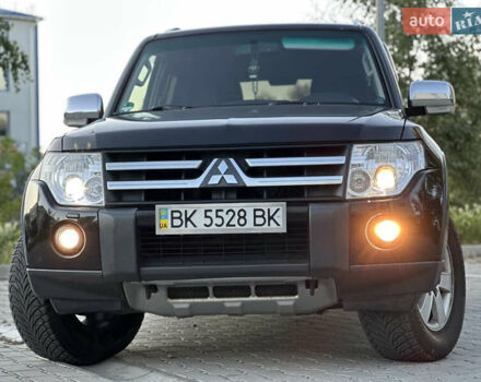 Мицубиси Паджеро Вагон 2007 в Хмельницком на Automoto.ua Черный Мицубиси Паджеро Вагон, объемом двигателя 2.97 л и пробегом 205 тыс. км за 10800 $, фото 2 на Automoto.ua