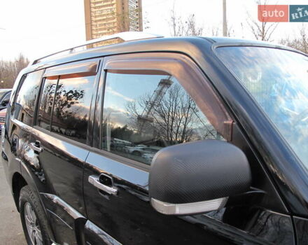 Чорний Міцубісі Паджеро Вагон, об'ємом двигуна 3 л та пробігом 254 тис. км за 10800 $, фото 44 на Automoto.ua