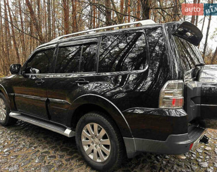 Чорний Міцубісі Паджеро Вагон, об'ємом двигуна 3.2 л та пробігом 270 тис. км за 12950 $, фото 18 на Automoto.ua