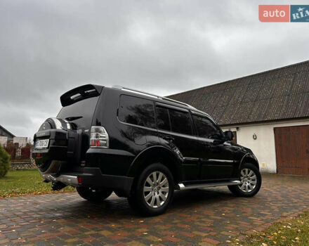Чорний Міцубісі Паджеро Вагон, об'ємом двигуна 3.2 л та пробігом 270 тис. км за 12950 $, фото 33 на Automoto.ua