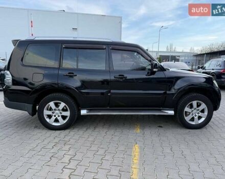 Черный Мицубиси Паджеро Вагон, объемом двигателя 3.2 л и пробегом 230 тыс. км за 13200 $, фото 6 на Automoto.ua