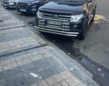 Черный Мицубиси Паджеро Вагон, объемом двигателя 3.83 л и пробегом 315 тыс. км за 12000 $, фото 6 на Automoto.ua