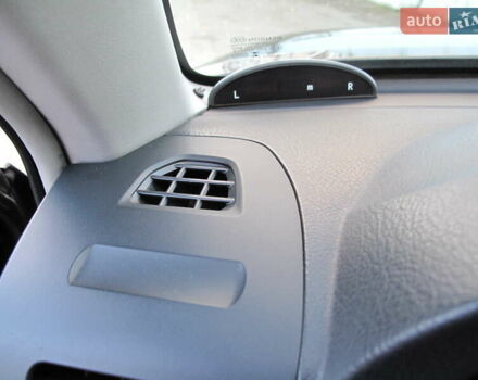 Чорний Міцубісі Паджеро Вагон, об'ємом двигуна 3 л та пробігом 254 тис. км за 10800 $, фото 71 на Automoto.ua