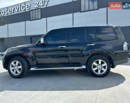 Черный Мицубиси Паджеро Вагон, объемом двигателя 3.2 л и пробегом 139 тыс. км за 14990 $, фото 1 на Automoto.ua