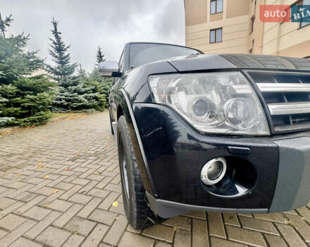 Чорний Міцубісі Паджеро Вагон, об'ємом двигуна 2.97 л та пробігом 220 тис. км за 9999 $, фото 11 на Automoto.ua