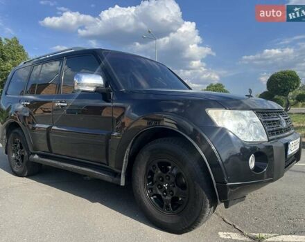 Чорний Міцубісі Паджеро Вагон, об'ємом двигуна 2.97 л та пробігом 219 тис. км за 11800 $, фото 5 на Automoto.ua