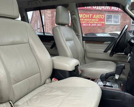 Черный Мицубиси Паджеро Вагон, объемом двигателя 3 л и пробегом 227 тыс. км за 11800 $, фото 18 на Automoto.ua