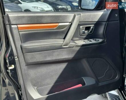 Черный Мицубиси Паджеро Вагон, объемом двигателя 3.2 л и пробегом 139 тыс. км за 14990 $, фото 14 на Automoto.ua