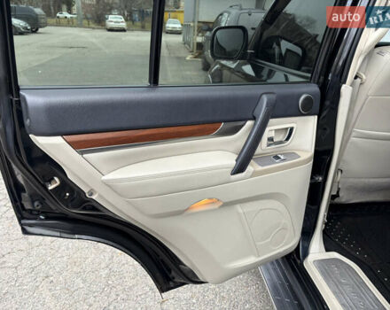 Черный Мицубиси Паджеро Вагон, объемом двигателя 3.8 л и пробегом 180 тыс. км за 13800 $, фото 14 на Automoto.ua