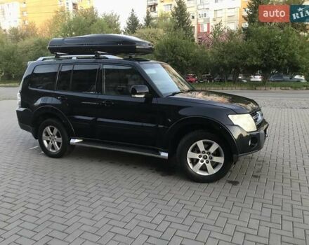 Черный Мицубиси Паджеро Вагон, объемом двигателя 3.2 л и пробегом 284 тыс. км за 12000 $, фото 2 на Automoto.ua