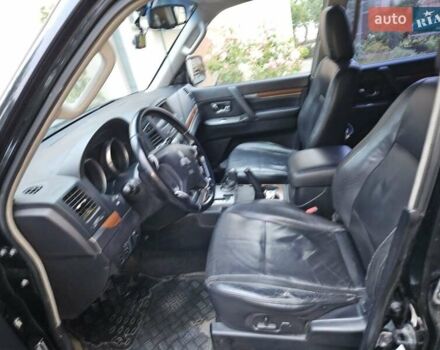 Чорний Міцубісі Паджеро Вагон, об'ємом двигуна 2.97 л та пробігом 223 тис. км за 12500 $, фото 9 на Automoto.ua